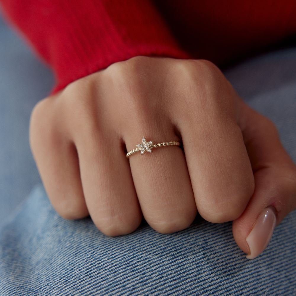 Yıldız Taşlı Nokta Tasarım Yüzük