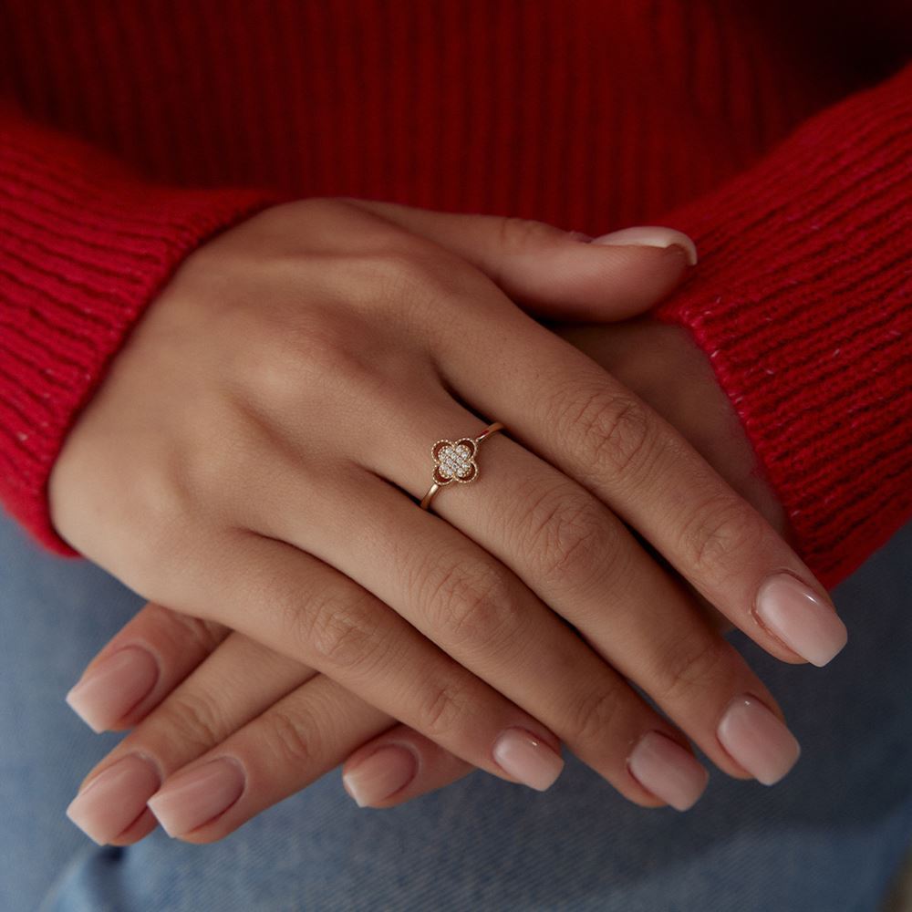 Yonca Taşlı Yüzük