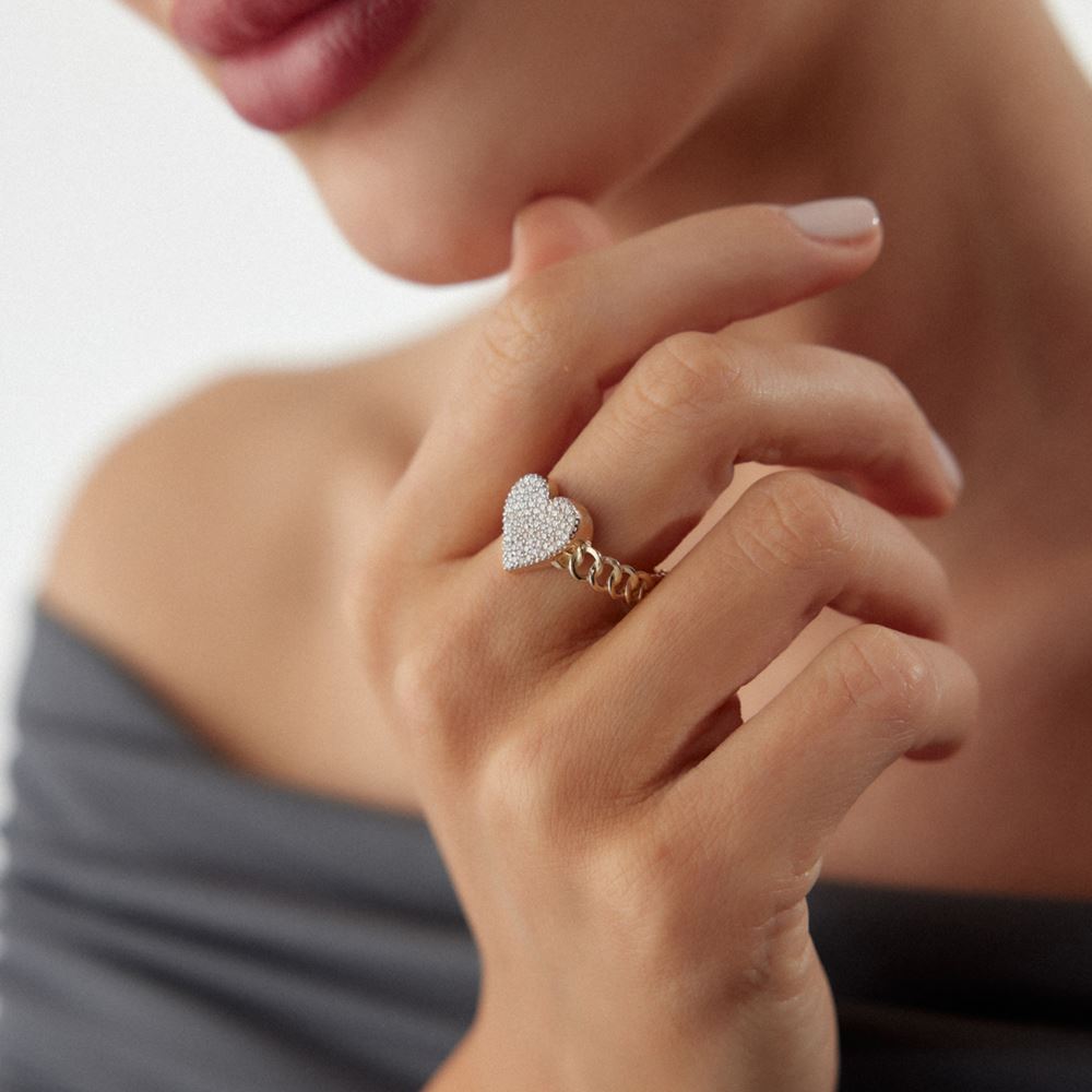 Kalp Burgu Taşlı Yüzük