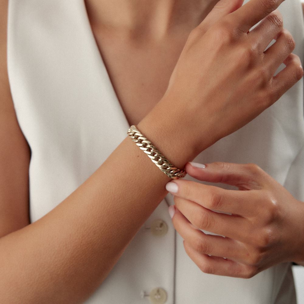 İçi Boş Hallow Gurmet Bileklik