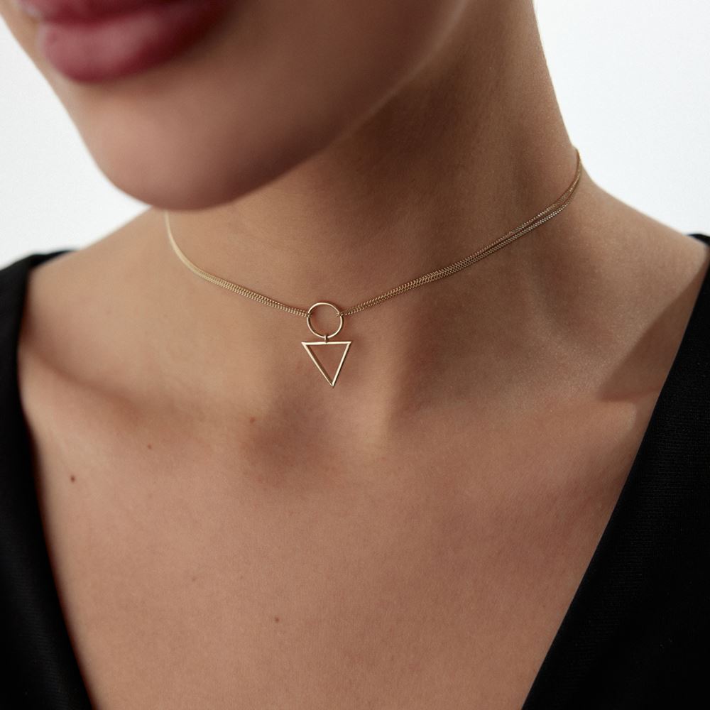 Oval Üçgen Tasarım Kolye