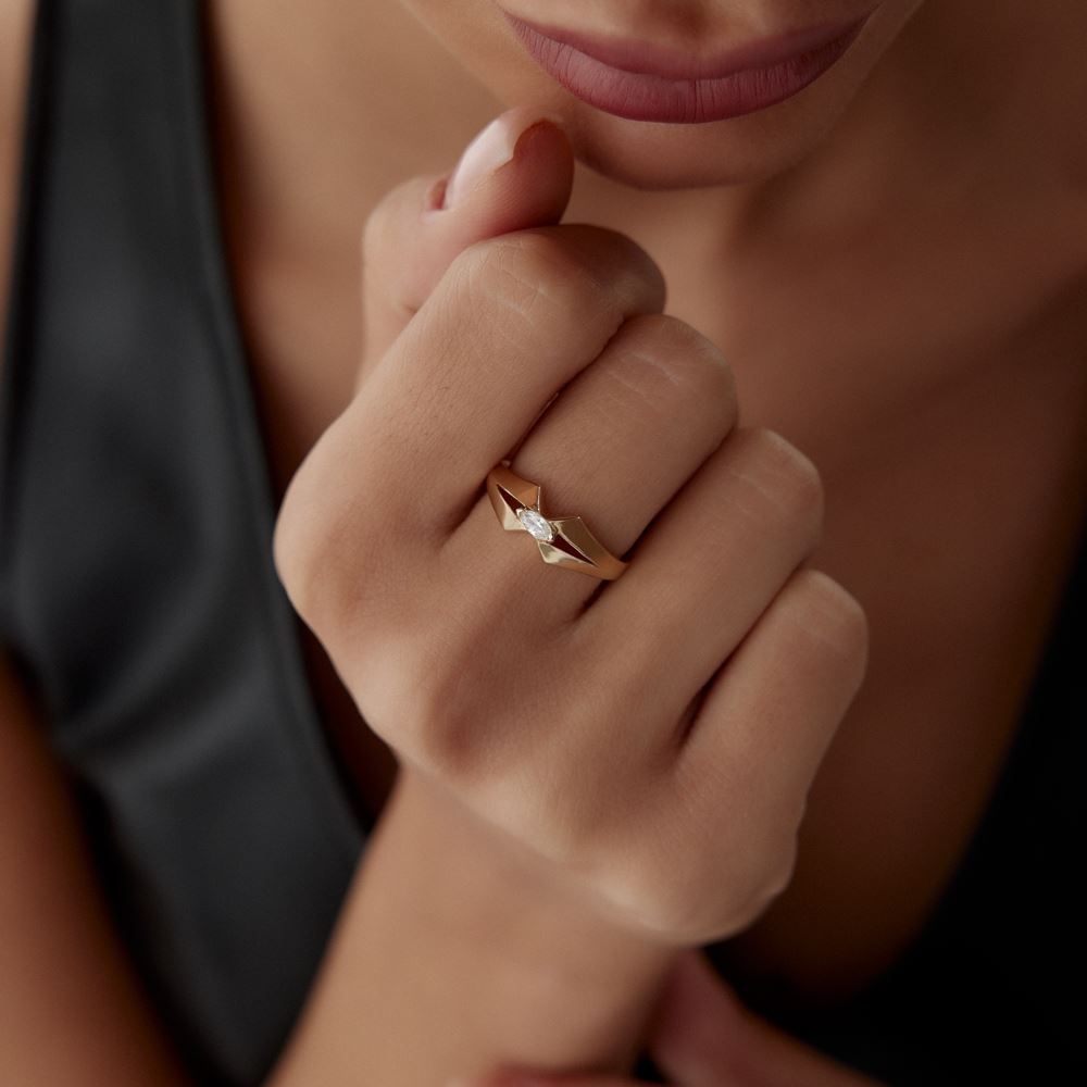 Damla Taşlı Tasarım Yüzük