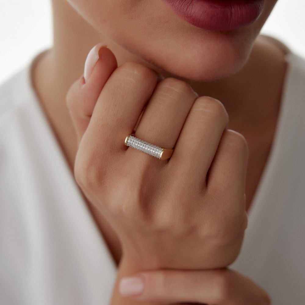 Beyaz Taşlı Yassı Tasarım Baget