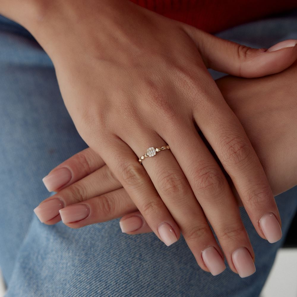 Baget Taşlı Prizma Tasarım Yüzük