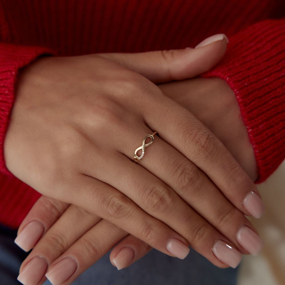 Sonsuz Taşlı Yüzük