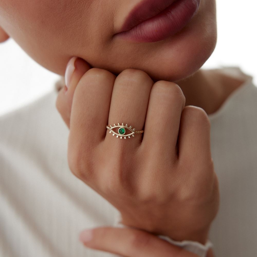 Yeşil Taşlı Burgu Göz Yüzük