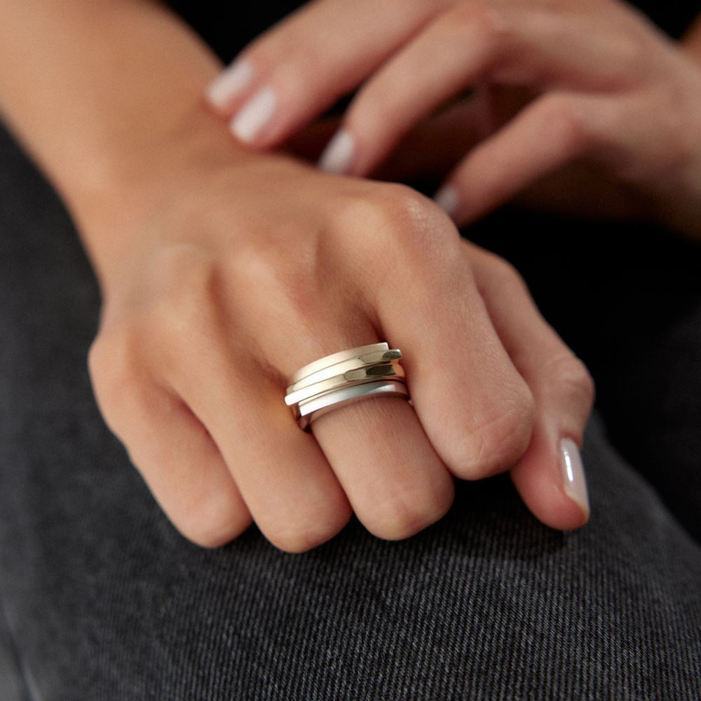 Üç Renk Yatay Yüzük