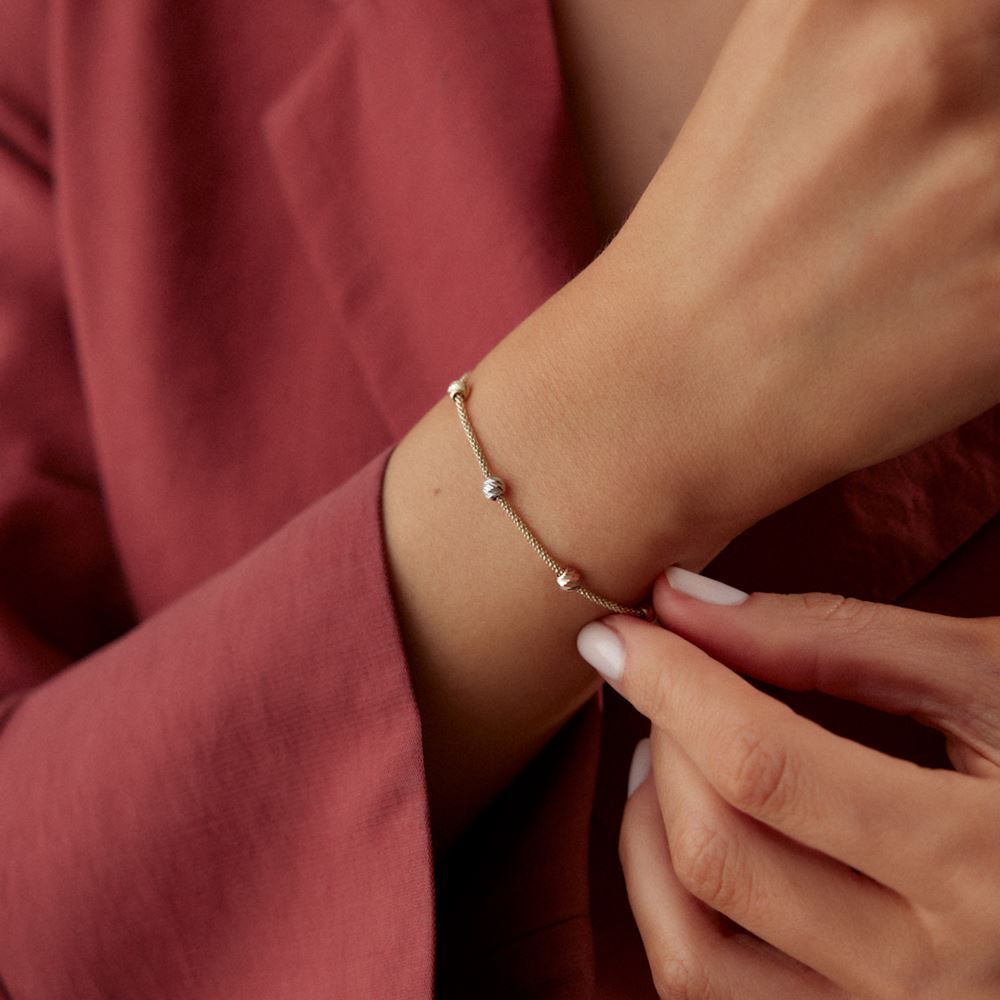 Üç Renk Dorika Top Bileklik