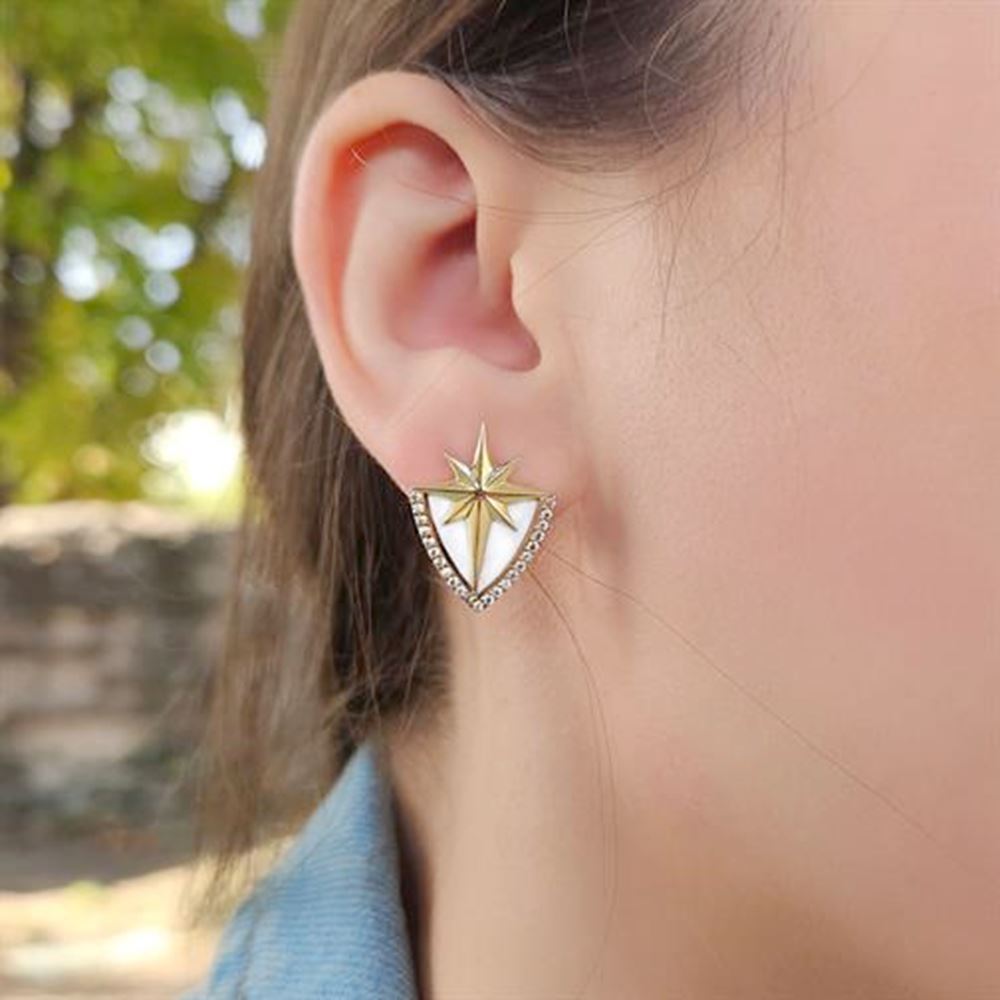 Beyaz Mineli Kuzey Yıldızı Altın Küpe